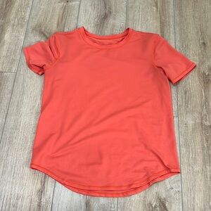 lululemmon light weight shirt